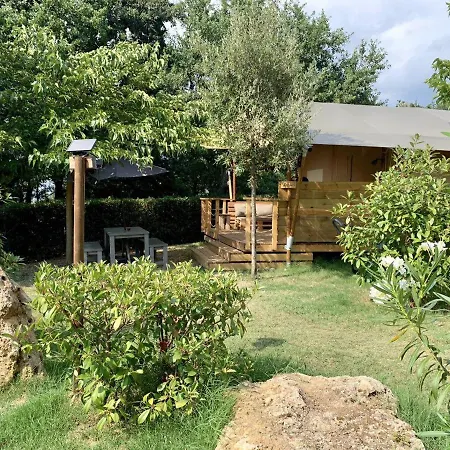 Agriturismo Fattoria La Prugnola Montescudaio Exterior photo